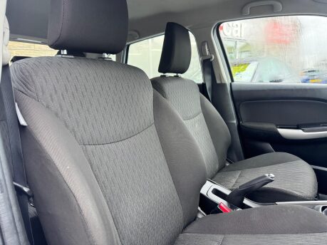 Suzuki Baleno SZ3 DUALJET 7