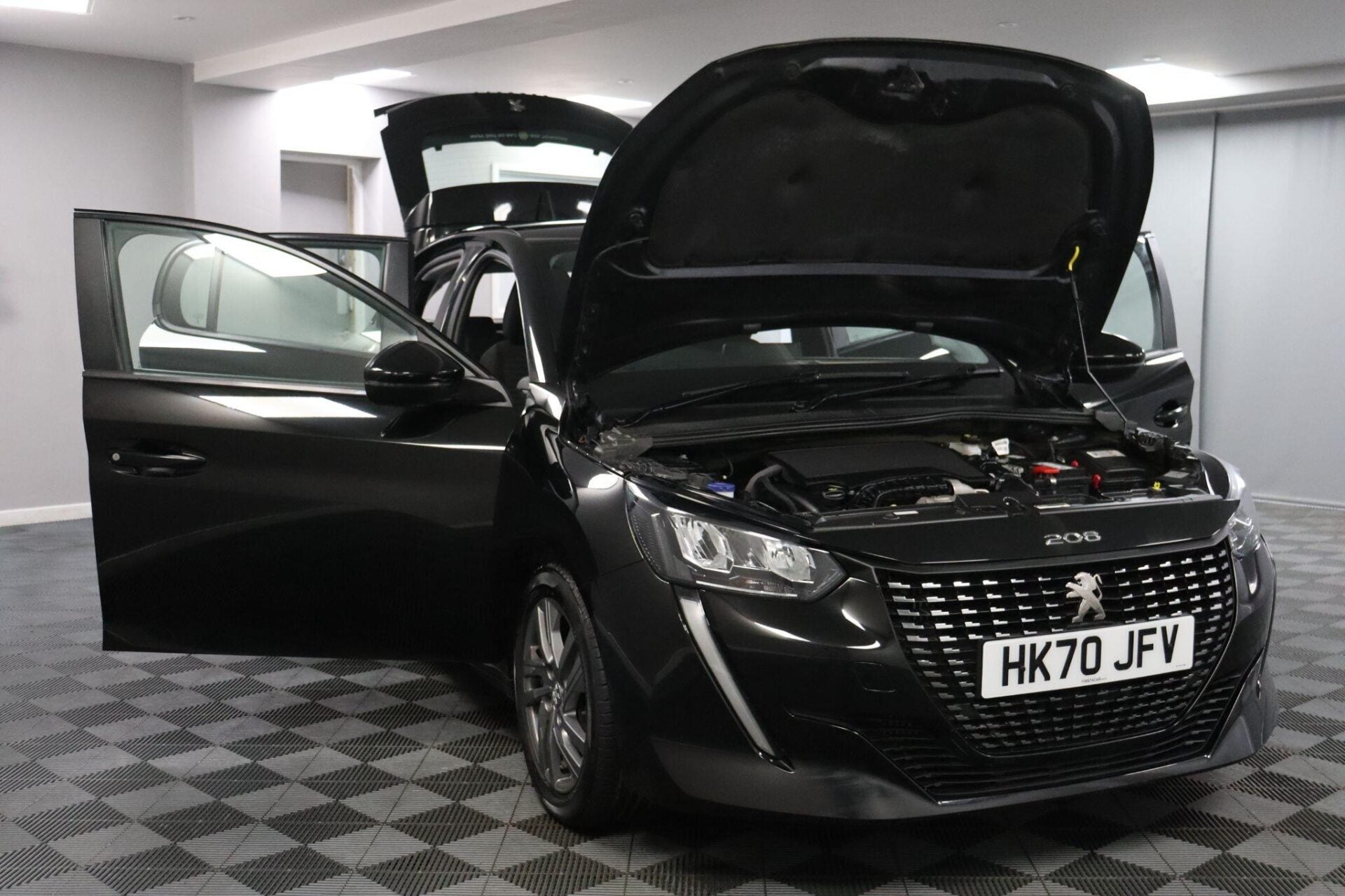 Peugeot 208