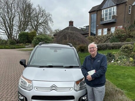 Peter having his new car delivered to Hull