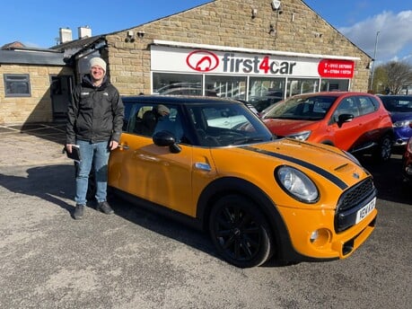 David collecting his new Mini