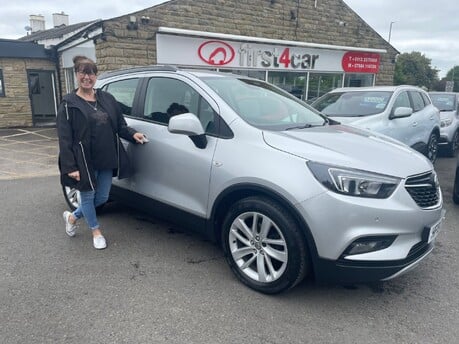 Nicola picking up her new Mokka