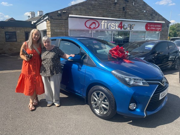 Claire and her mum from Warrington collecting their new, low mileage Yaris
