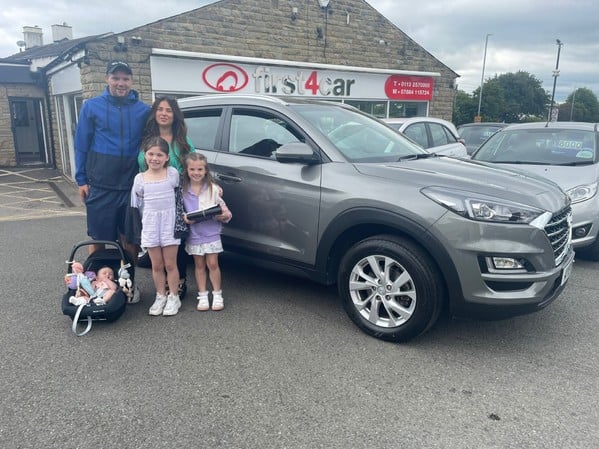 Natalie, Jonathan and their family from Shipley upgrading to a bigger family car