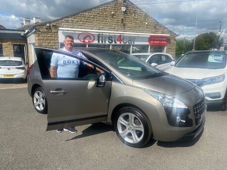 Danny from Leeds collecting his new Peugeot