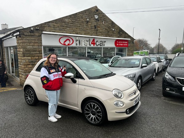 Natalie from Stalybridge picking up her new Fiat 500