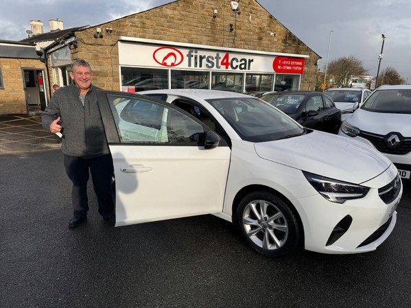 Grahame from East Harlsey picking up his new corsa