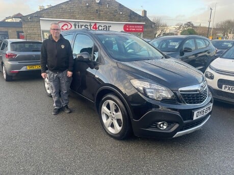 Linda's husband collecting her new Mokka 