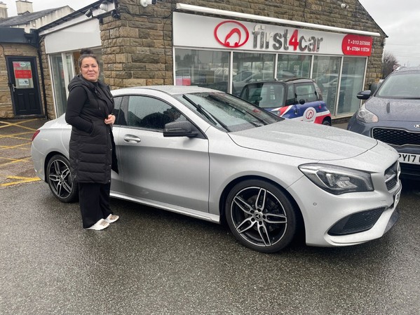Tammy from Leeds collecting her new Mercedes