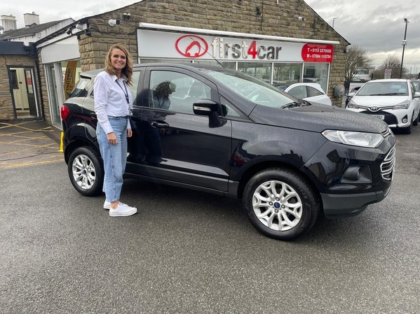 Laura from Leeds collecting her new Ford Ecosport