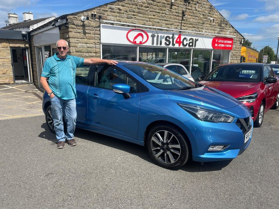 Ian from Leeds collecting his new Nissan Micra.