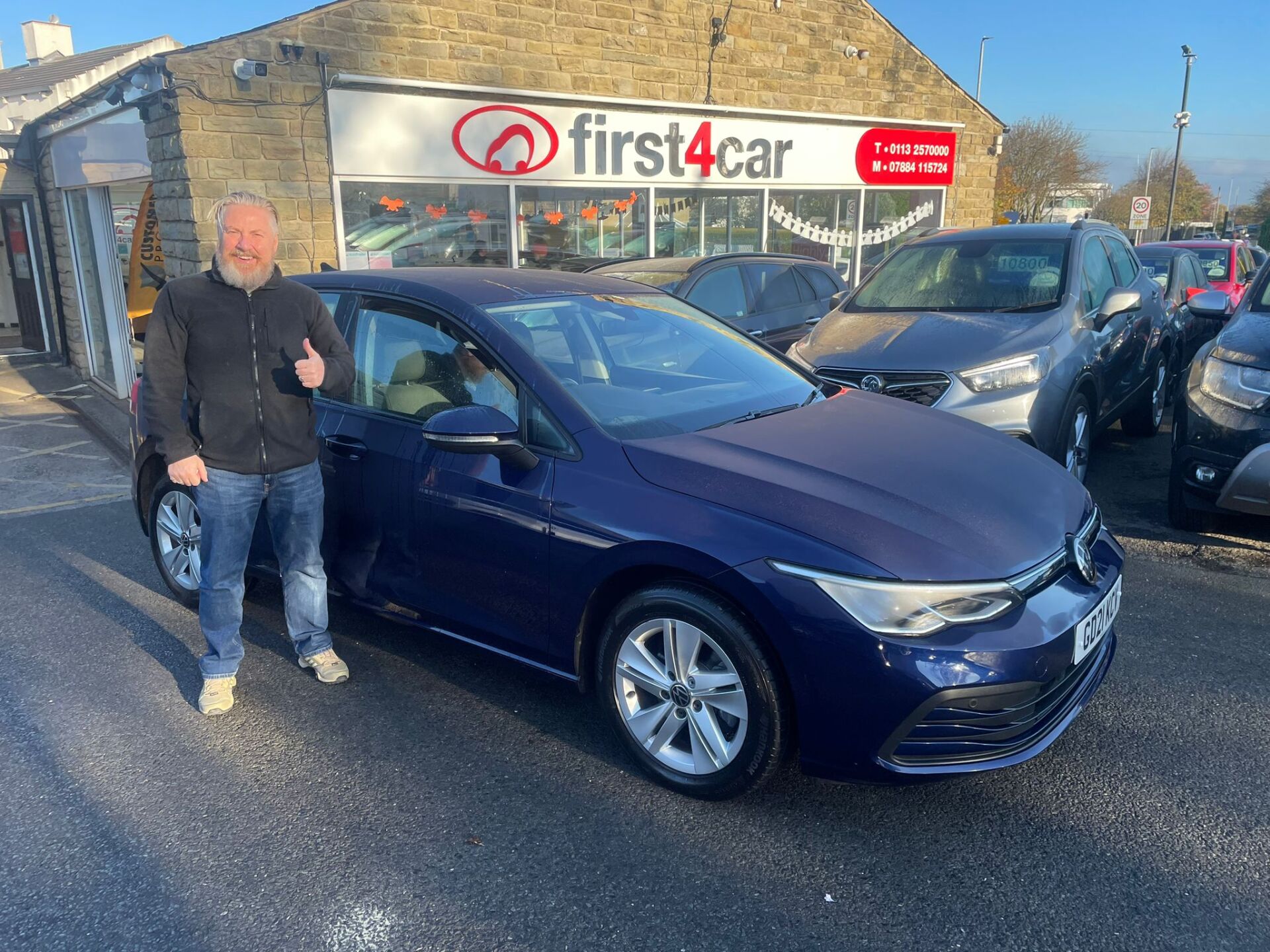 Gary from the local area collecting his second car from us a lovely Golf.