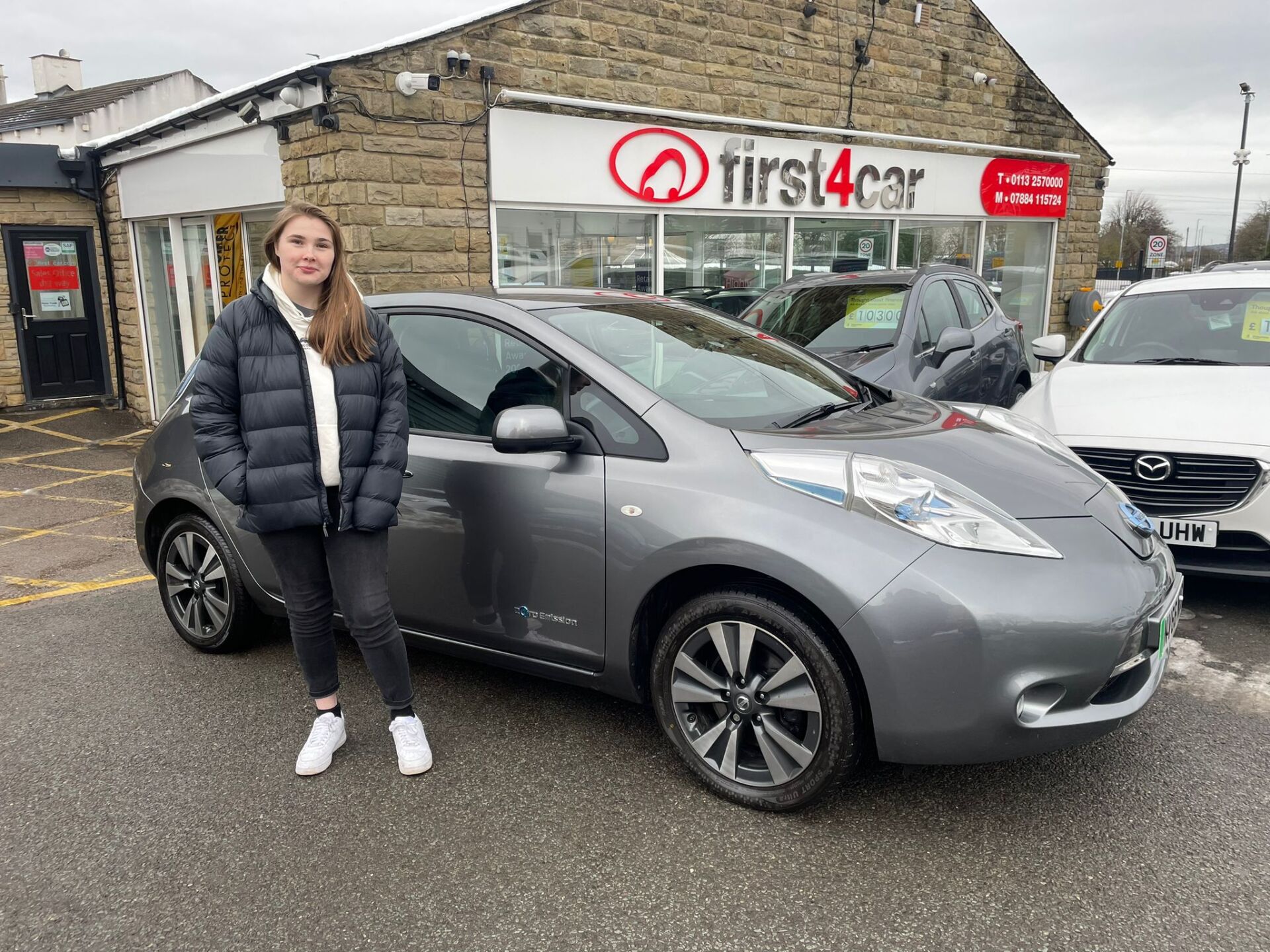 Cassidy from Chesterfield collecting her new Nissan Leaf.