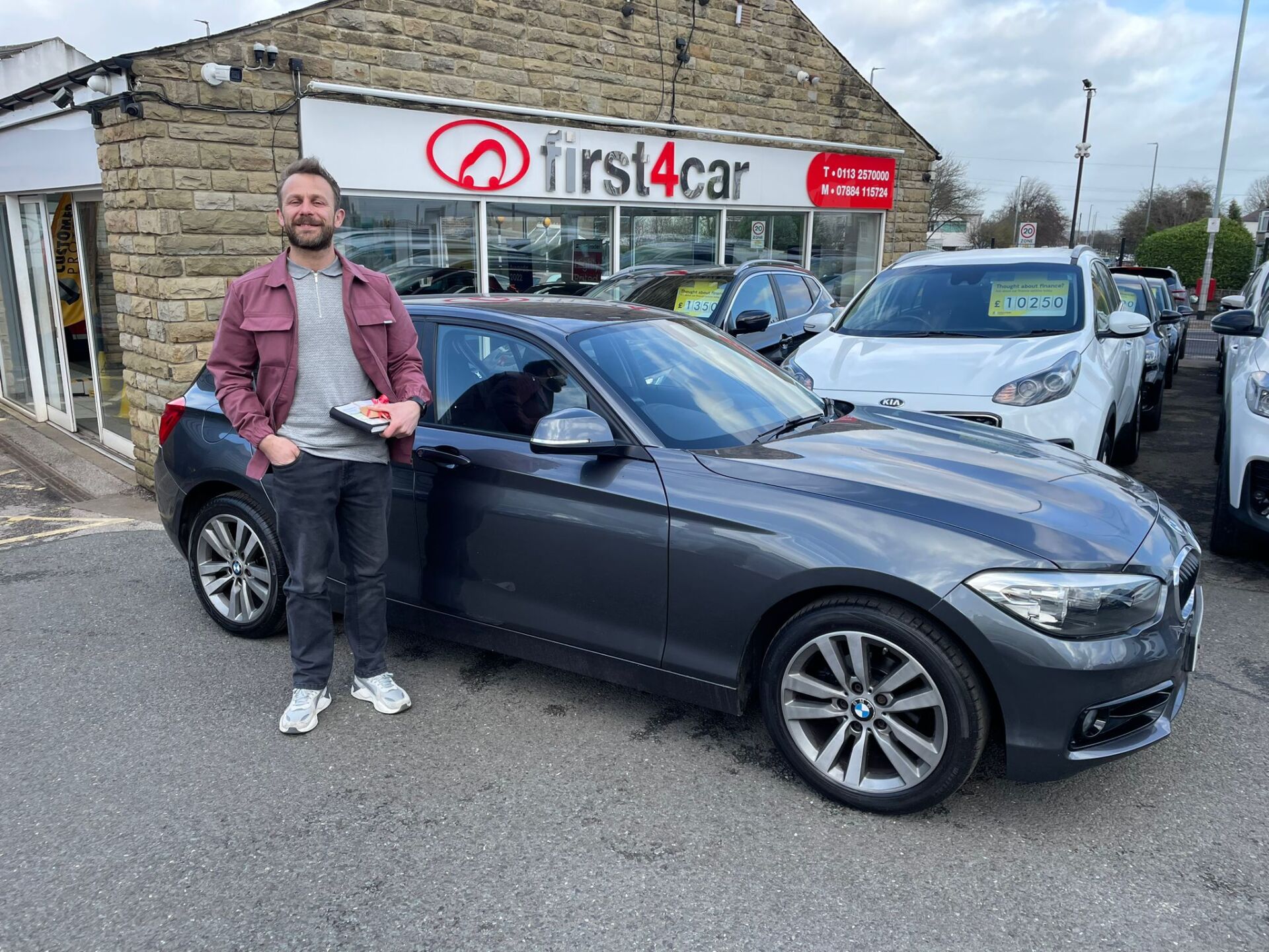 Gary from Scarborough collecting his new BMW 116D