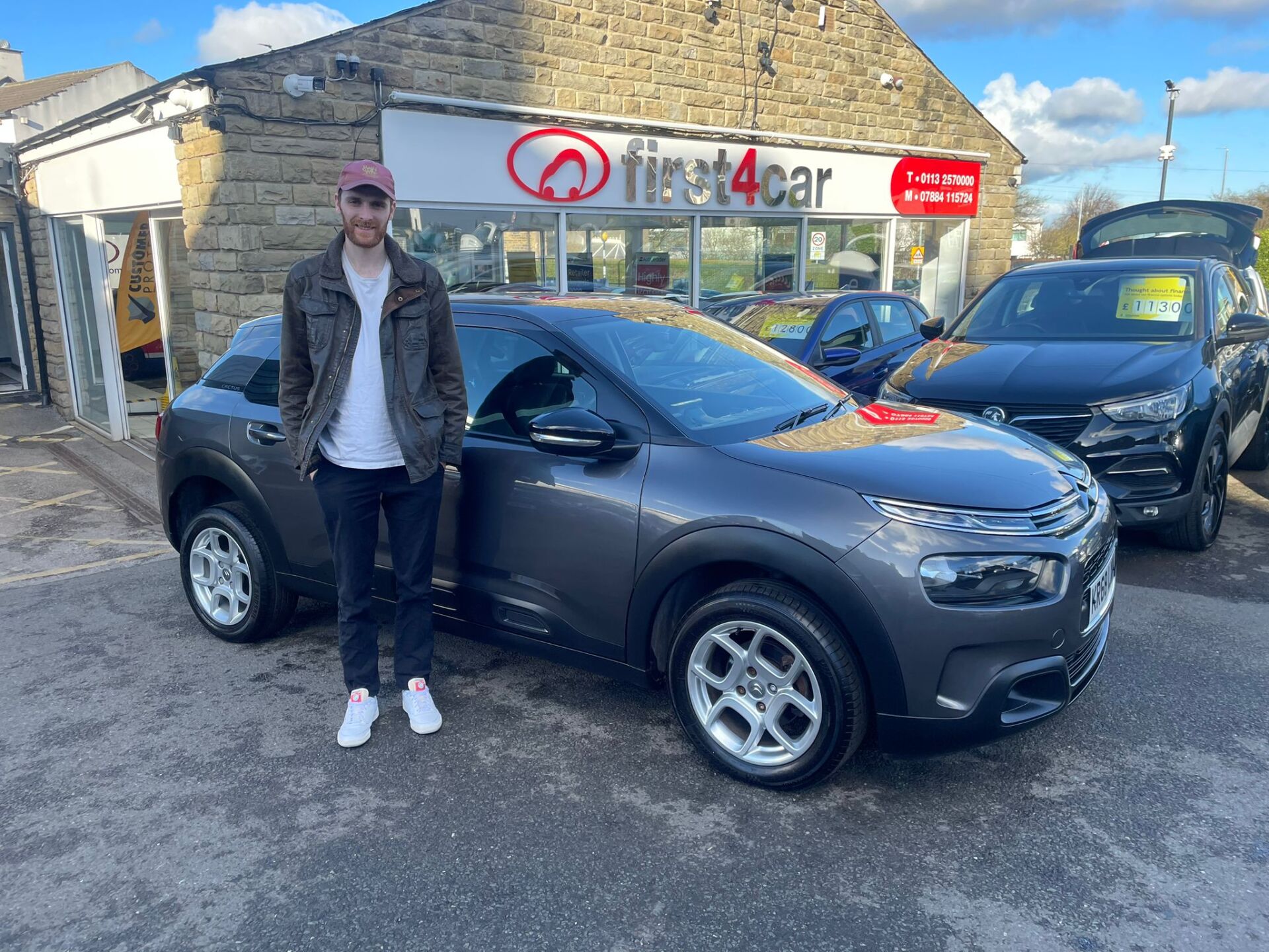 Hugh from Leeds collecting his new Citroën C4 Cactus.