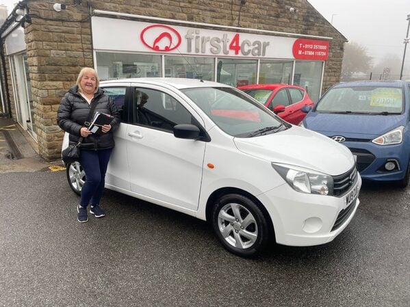 Shirley from Leeds Collecting her new Suzuki Celerio.