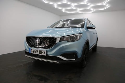 MG ZS EXCLUSIVE 4