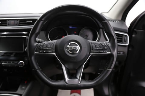 Nissan Qashqai DIG-T ACENTA PREMIUM 12