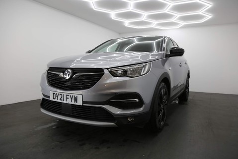 Vauxhall Grandland X SRI NAV 4