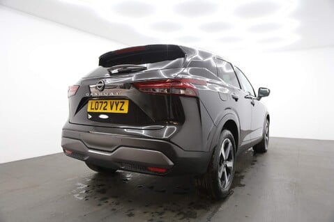 Nissan Qashqai DIG-T N-CONNECTA 8