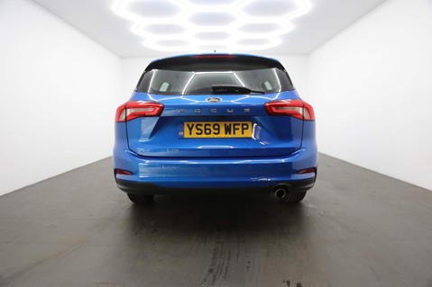 Ford Focus TITANIUM TDCI 6