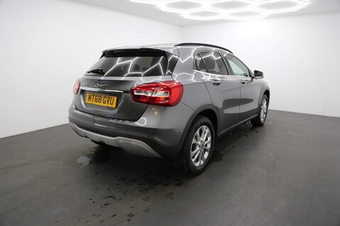 Mercedes-Benz GLA GLA 200 SE EXECUTIVE 7