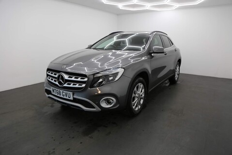 Mercedes-Benz GLA GLA 200 SE EXECUTIVE 4