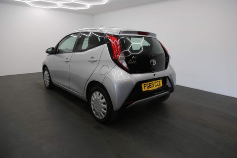 Toyota Aygo VVT-I X-PLAY 6