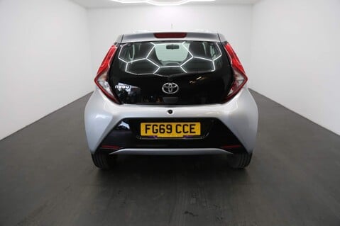 Toyota Aygo VVT-I X-PLAY 8