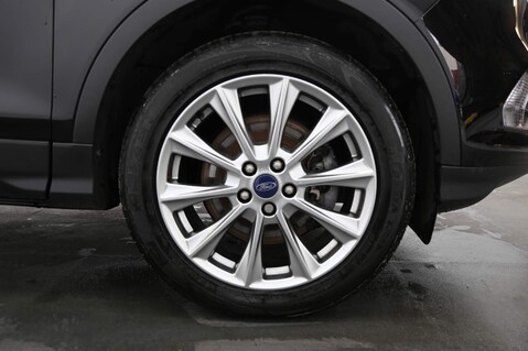 Ford Kuga TITANIUM EDITION 26