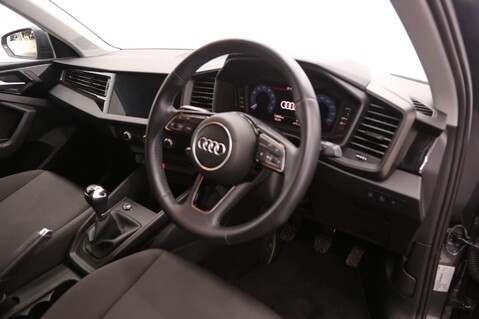 Audi A1 SPORTBACK TFSI SE 10