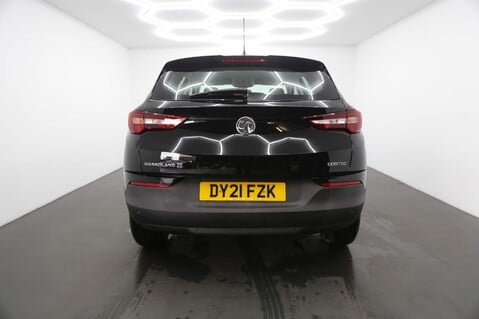 Vauxhall Grandland X SE PREMIUM 8