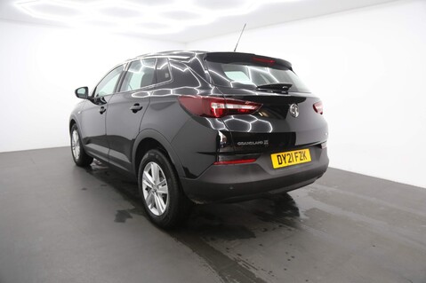 Vauxhall Grandland X SE PREMIUM 6