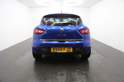 Renault Clio ICONIC TCE 8