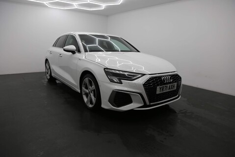 Audi A3 SPORTBACK TFSI S LINE 1