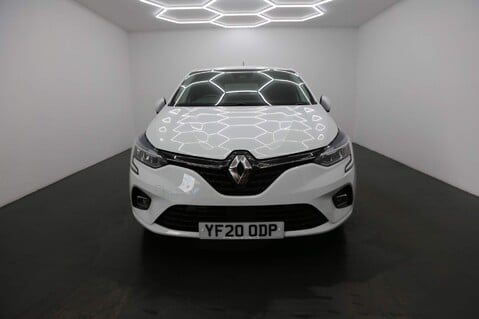 Renault Clio ICONIC TCE 3