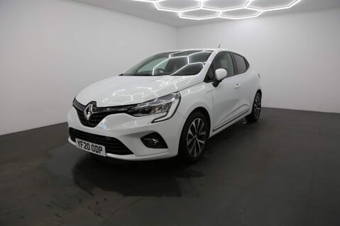 Renault Clio ICONIC TCE 4