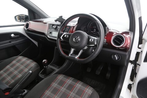 Volkswagen Up UP GTI 10