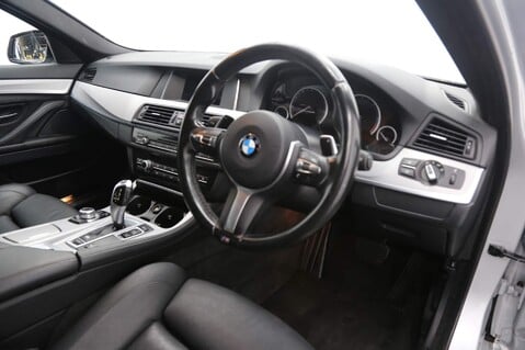 BMW 5 Series 520D M SPORT 10