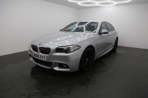 BMW 5 Series 520D M SPORT 4