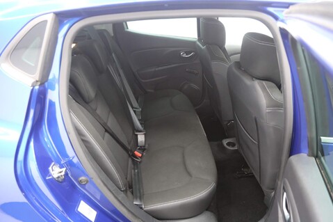 Renault Clio ICONIC TCE 11