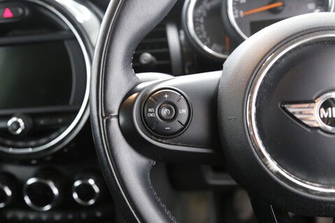 Mini Hatch COOPER 20