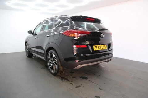 Hyundai TUCSON CRDI PREMIUM SE 6