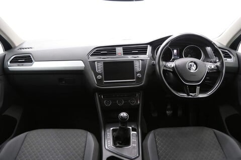 Volkswagen Tiguan SE NAV TDI BMT 11