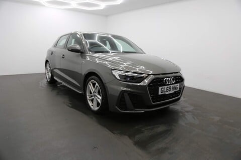 Audi A1 SPORTBACK TFSI S LINE 1