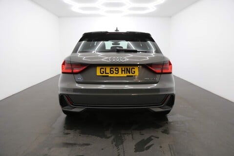 Audi A1 SPORTBACK TFSI S LINE 8