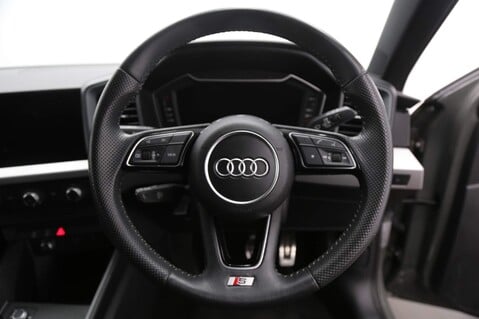 Audi A1 SPORTBACK TFSI S LINE 16