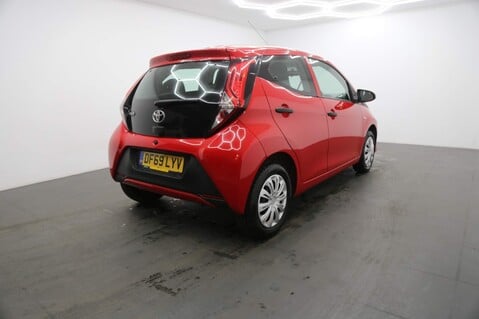 Toyota Aygo VVT-I X 7