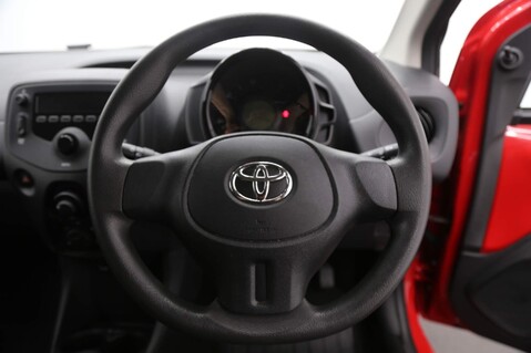 Toyota Aygo VVT-I X 14