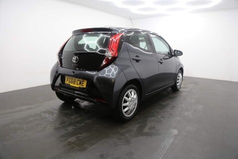 Toyota Aygo VVT-I X-PLAY 7