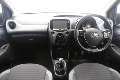 Toyota Aygo VVT-I X-PLAY 11